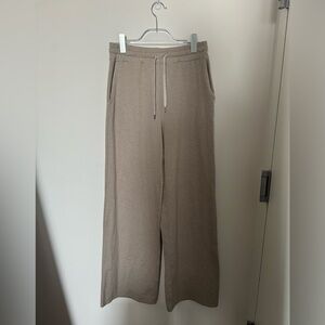 Vuori Women’s Taupe Joggers